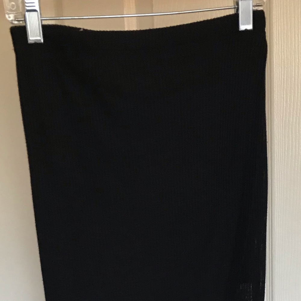 black skirt